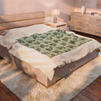 Angel and Clock Pattern Velveteen Plush Blanket