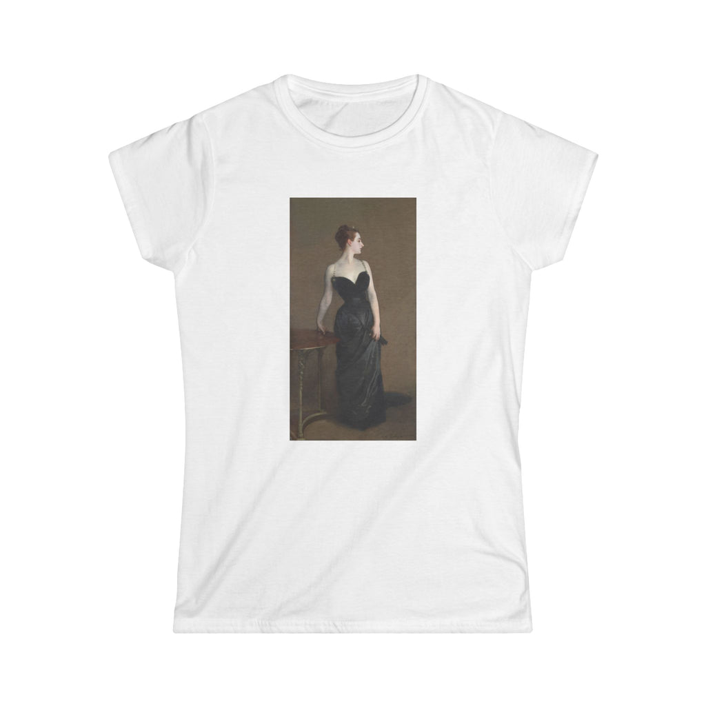 Madame X Tee