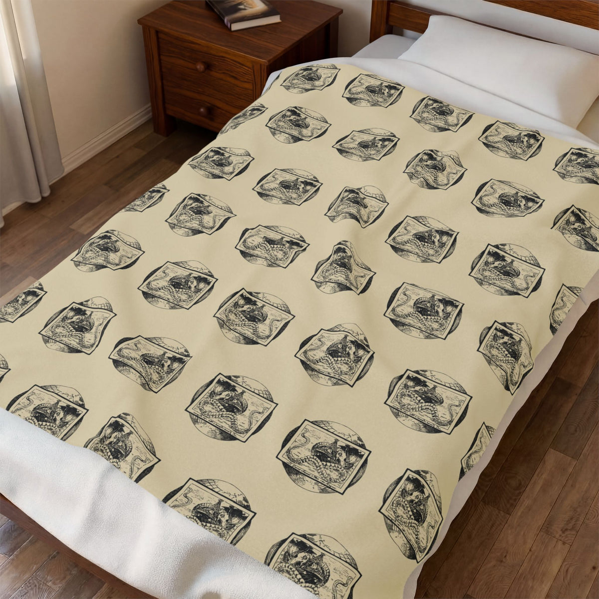 Sea Serpent Pattern Velveteen Plush Blanket