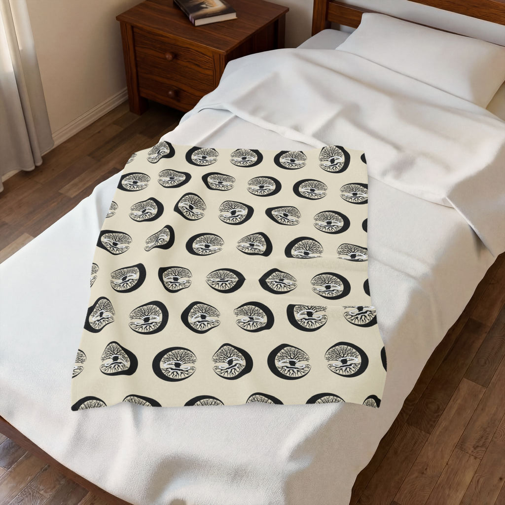 Tree of Life and Serpent Pattern Velveteen Plush Blanket