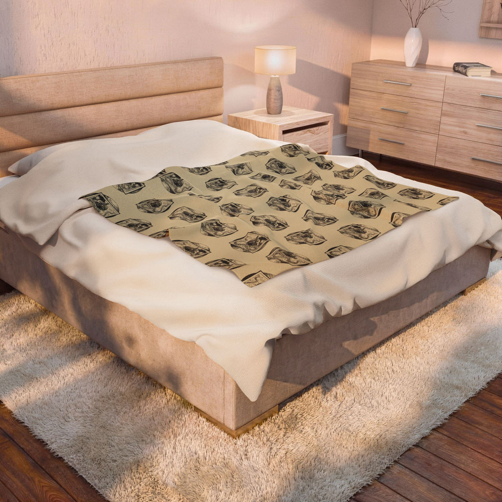 Sea Serpent Pattern Velveteen Plush Blanket