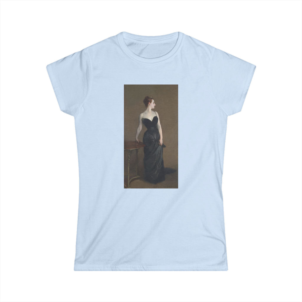 Madame X Tee