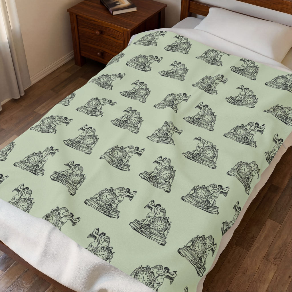Angel and Clock Pattern Velveteen Plush Blanket