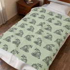 Angel and Clock Pattern Velveteen Plush Blanket